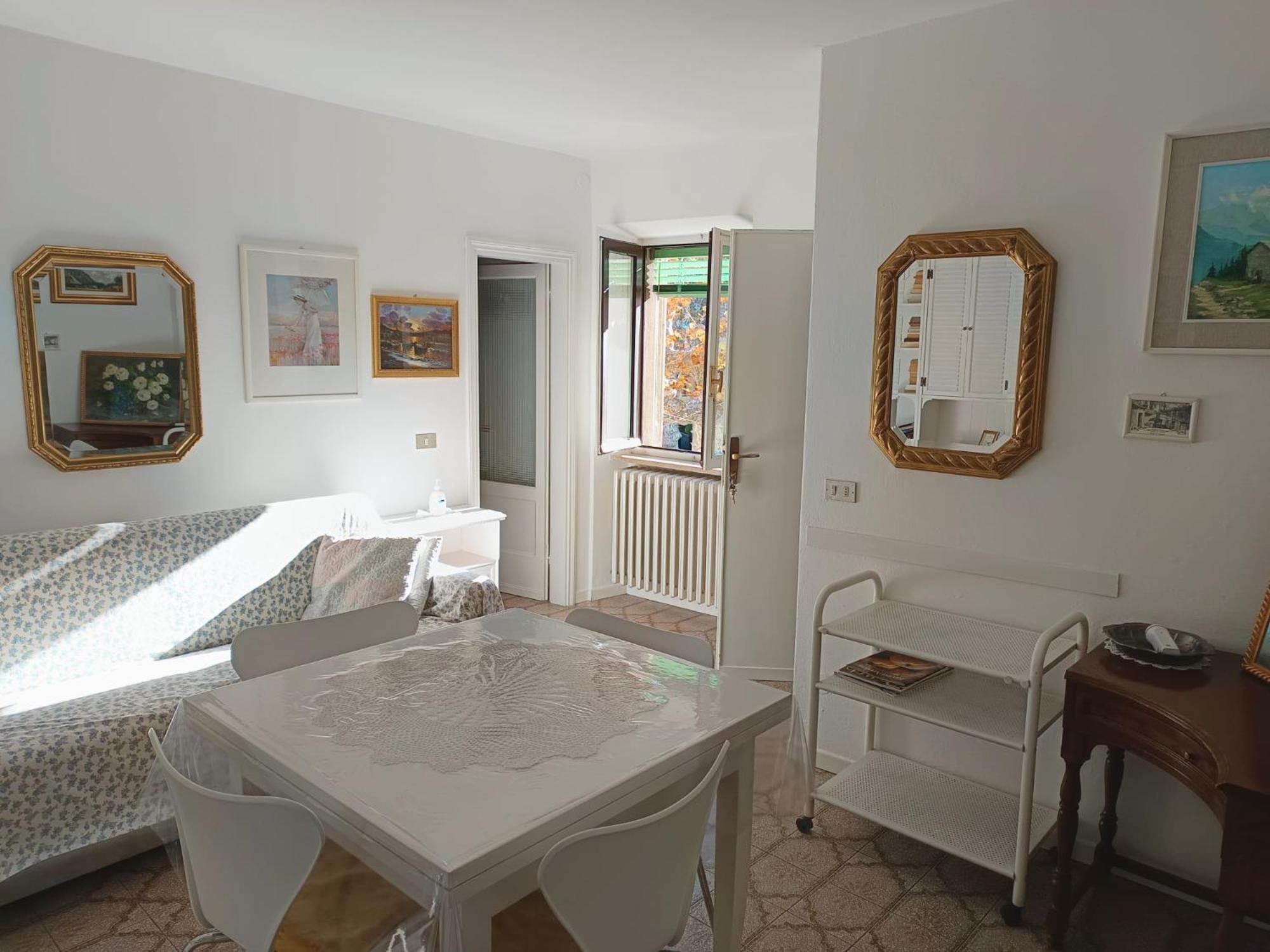 Appartamento Maddalena House Varenna Esterno foto