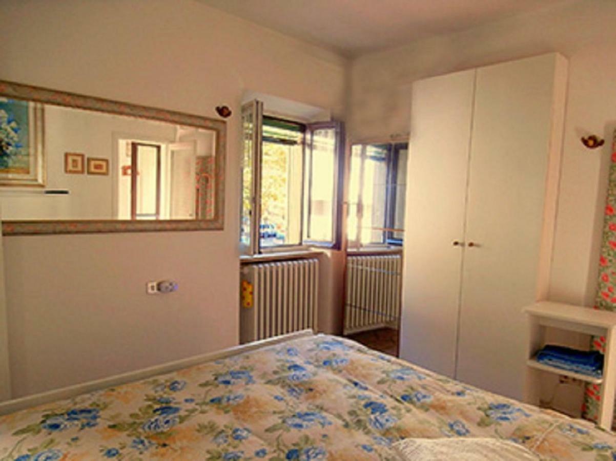 Appartamento Maddalena House Varenna Esterno foto